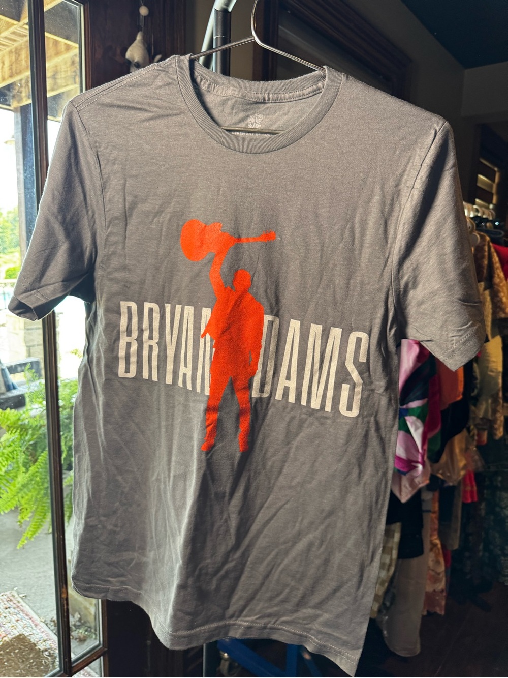 NWOT Bryan Adams Grey Graphic Concert Tour T Shirt Size Small
